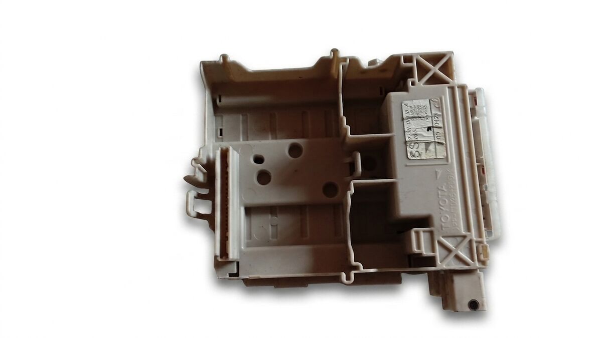 CENTRALINA BODY INTERNO AUTO CITROEN C1 2019 1.0 BENZ. 827300H030 — foto 6