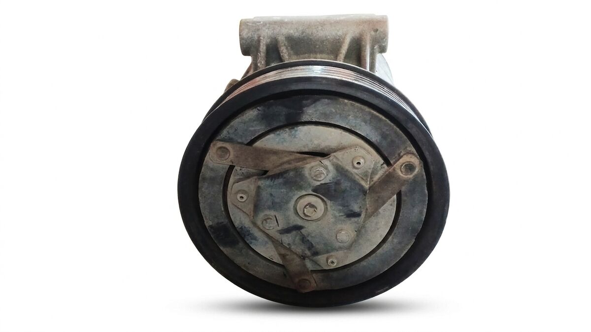 COMPRESSORE A/C NISSAN QASHQAI 1.5 DCI 8200940837 — foto 2