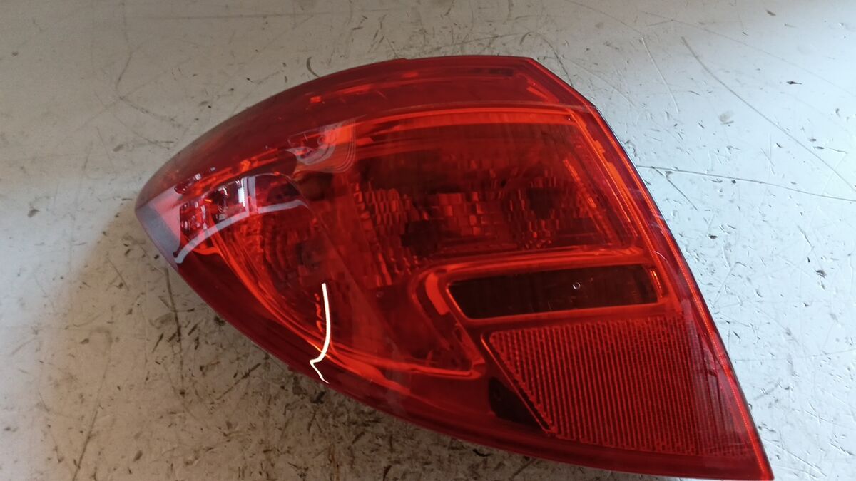 STOP SINISTRO OPEL MERIVA 2012