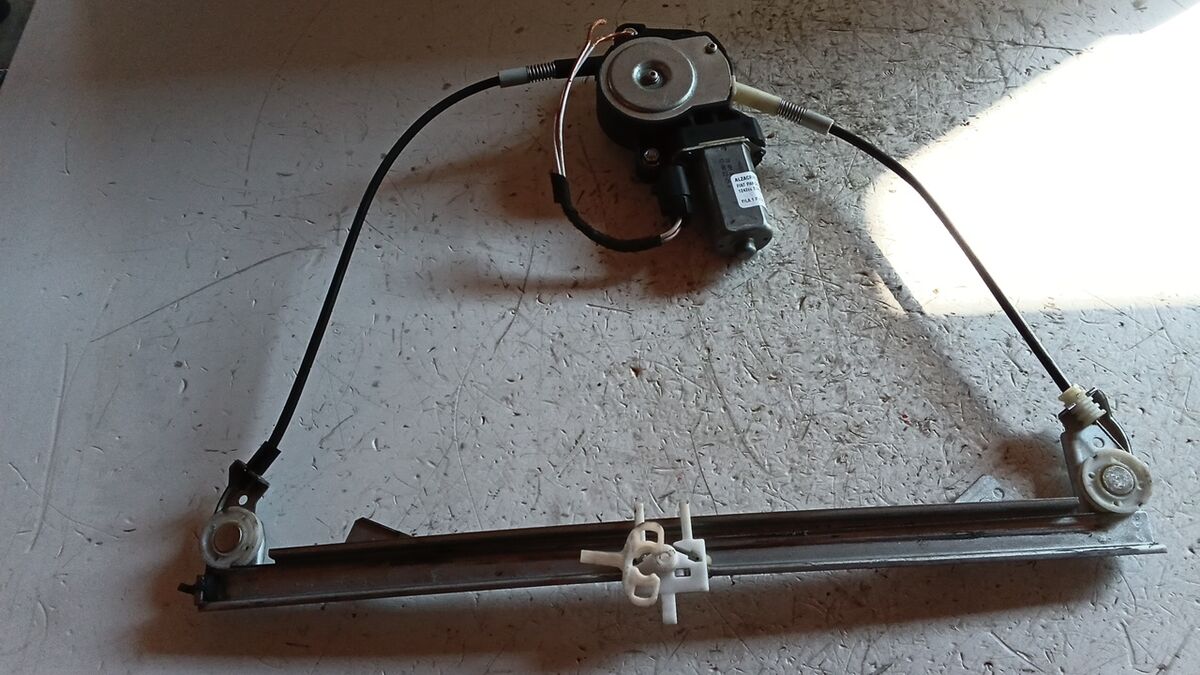 ALZACRISTALLO ANTERIORE SINISTRO FIAT PANDA 2006 2 PIN — foto 3