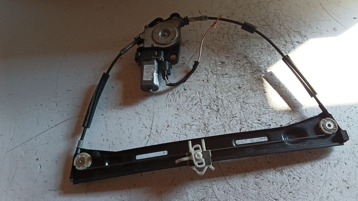 ALZACRISTALLO ANTERIORE DESTRO FIAT PANDA 2006 2 PIN 51846384 — foto 2