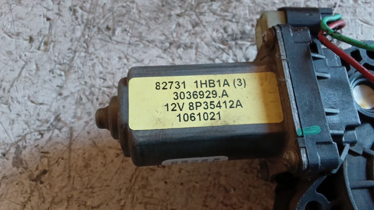 ALZACRISTALLO ANTERIORE SINISTRO NISSAN MICRA 2013 2 PIN IN FERRO 827311HB1A - 3036929A — foto 3