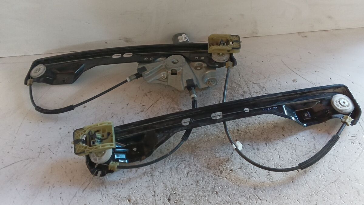 ALZACRISTALLO ANTERIORE SINISTRO OPEL ZAFIRA 2016 7 PIN 13260137 — foto 4