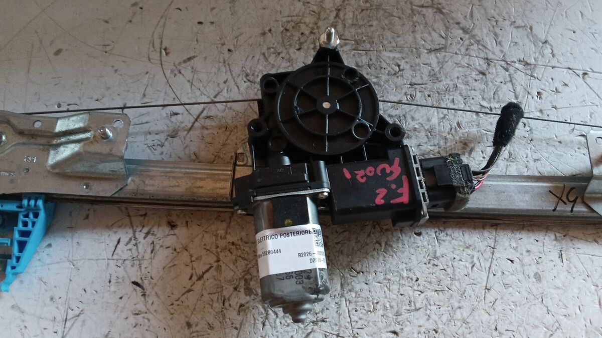 ALZACRISTALLO POSTERIORE SINISTRO FIAT DOBLO' 2021 6 PIN 51906920 — foto 2