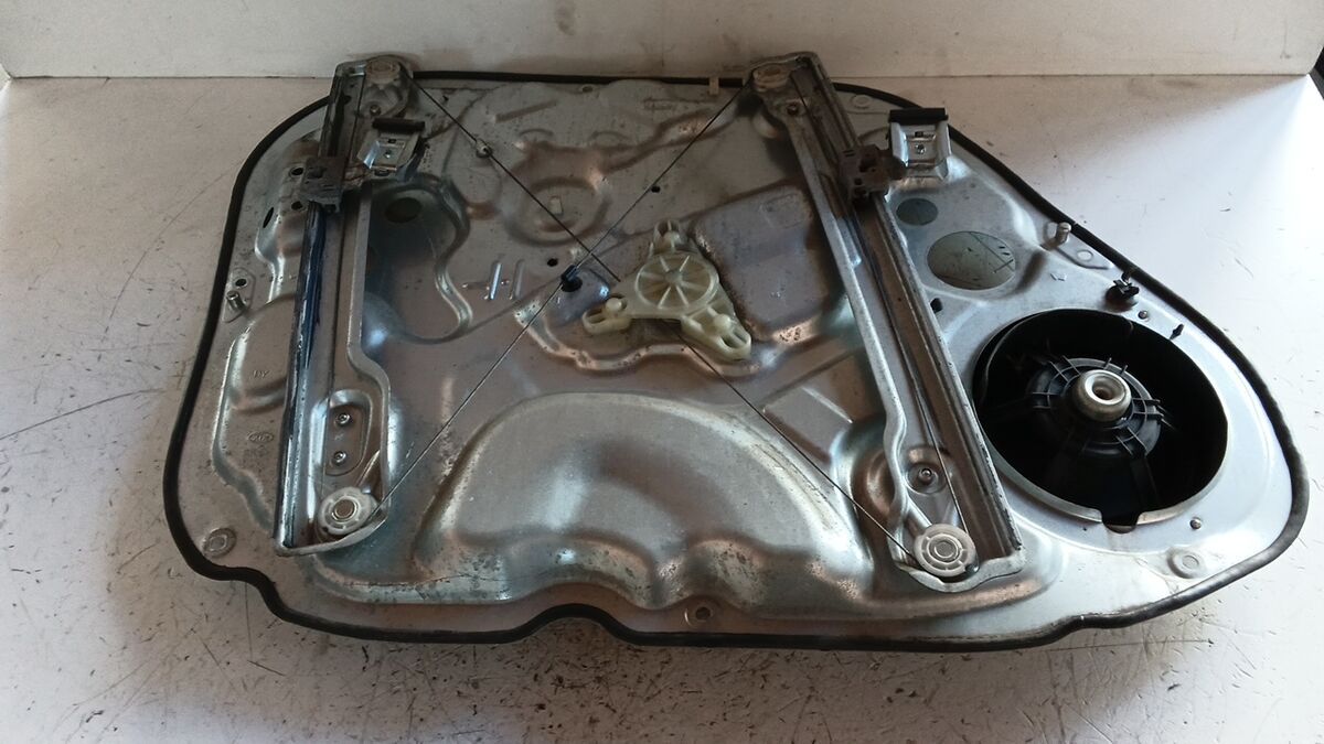 ALZACRISTALLO ANTERIORE DESTRO KIA VENGA 2012 8L4801P020 — foto 2