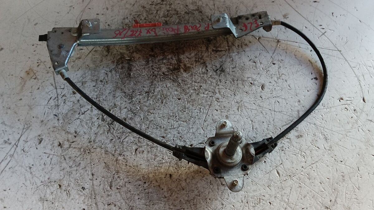 ALZACRISTALLO POSTERIORE DESTRO MANUALE FIAT GRANDE PUNTO 2006