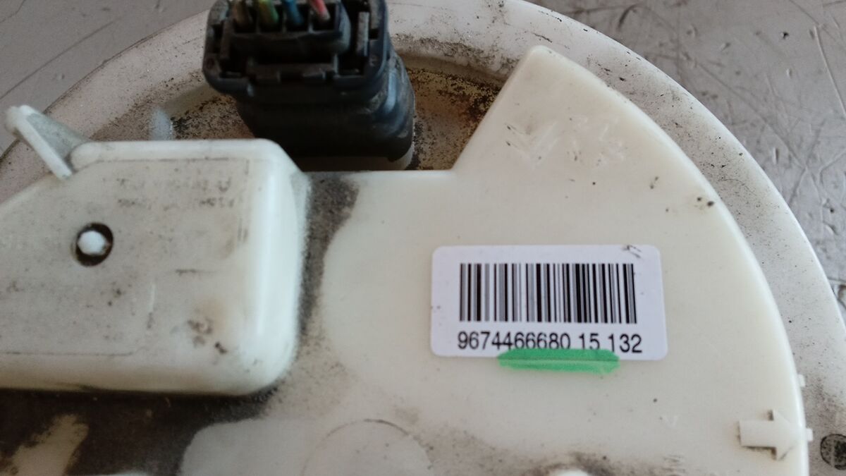 POMPA GALLEGGIANTE CITROEN C3 PICASSO 2015 1.4 BENZ/GPL 9674466680 — foto 3